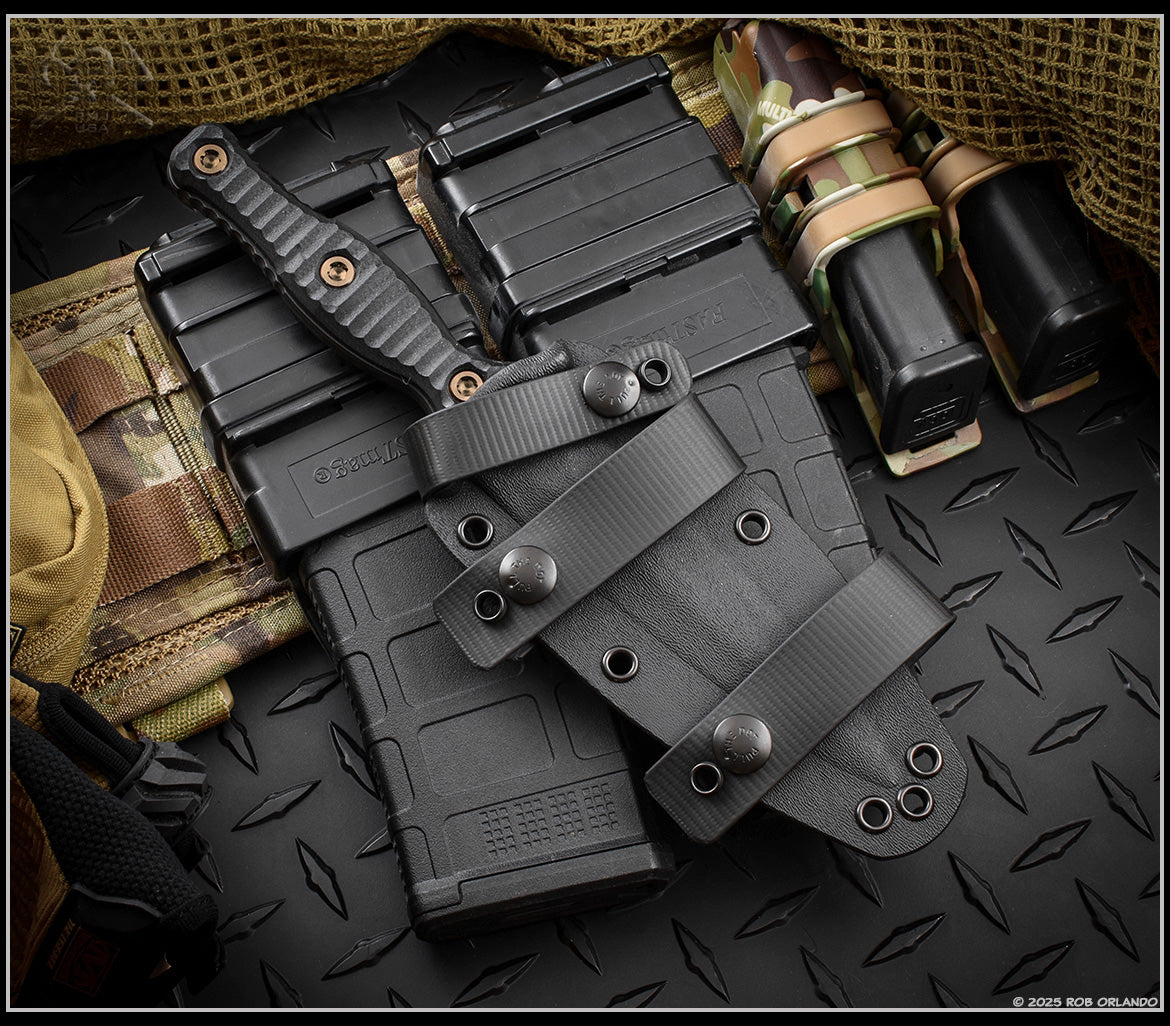 Raider Dagger Blackout